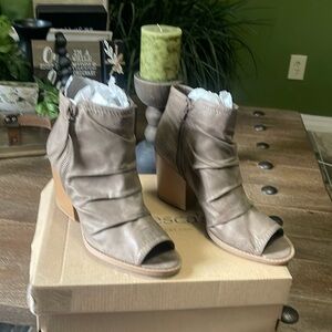 Francesca’s collection